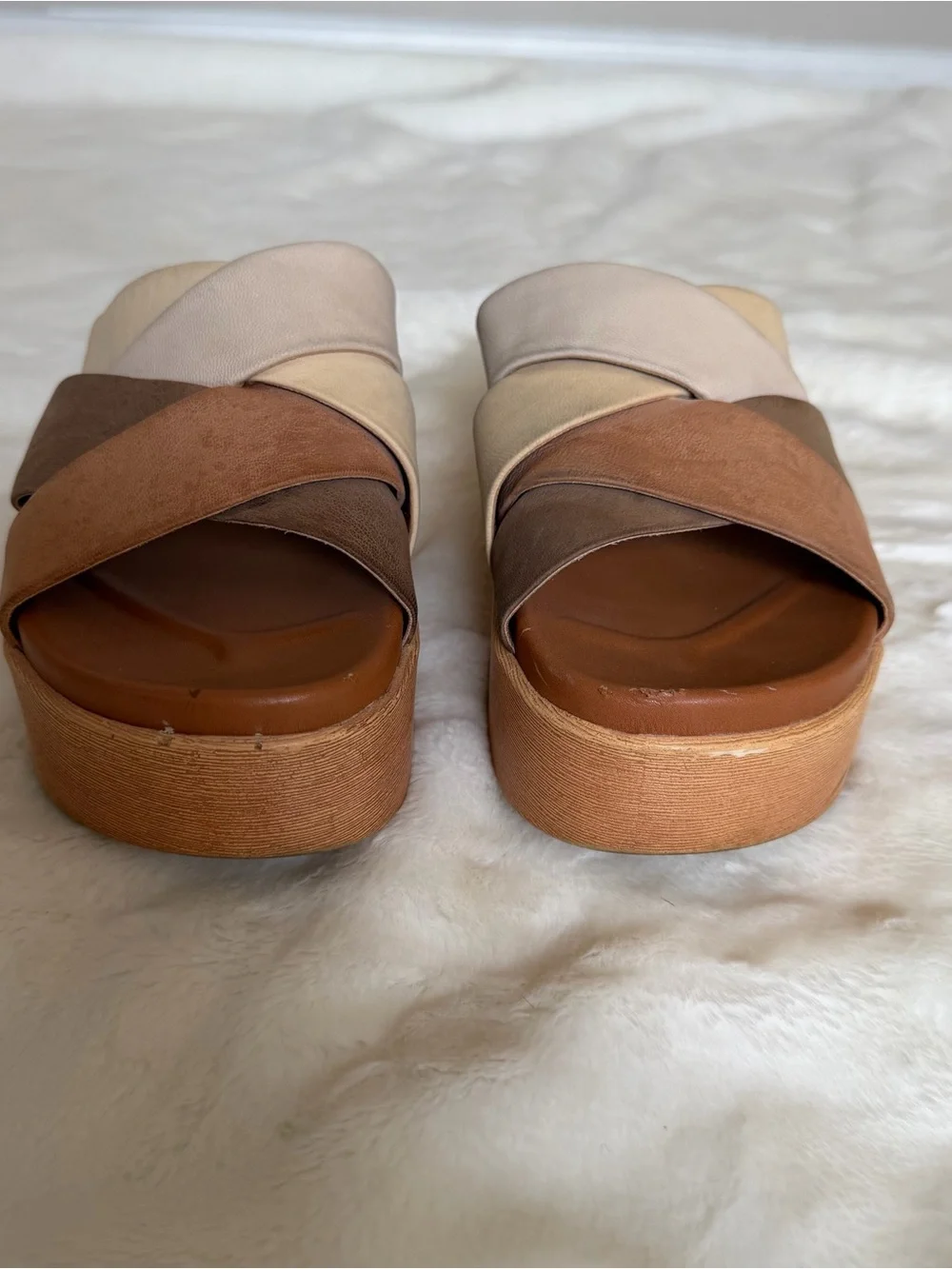 Lucky Brand Dikona Wedge Neutral Multi-Panel Platform Slide